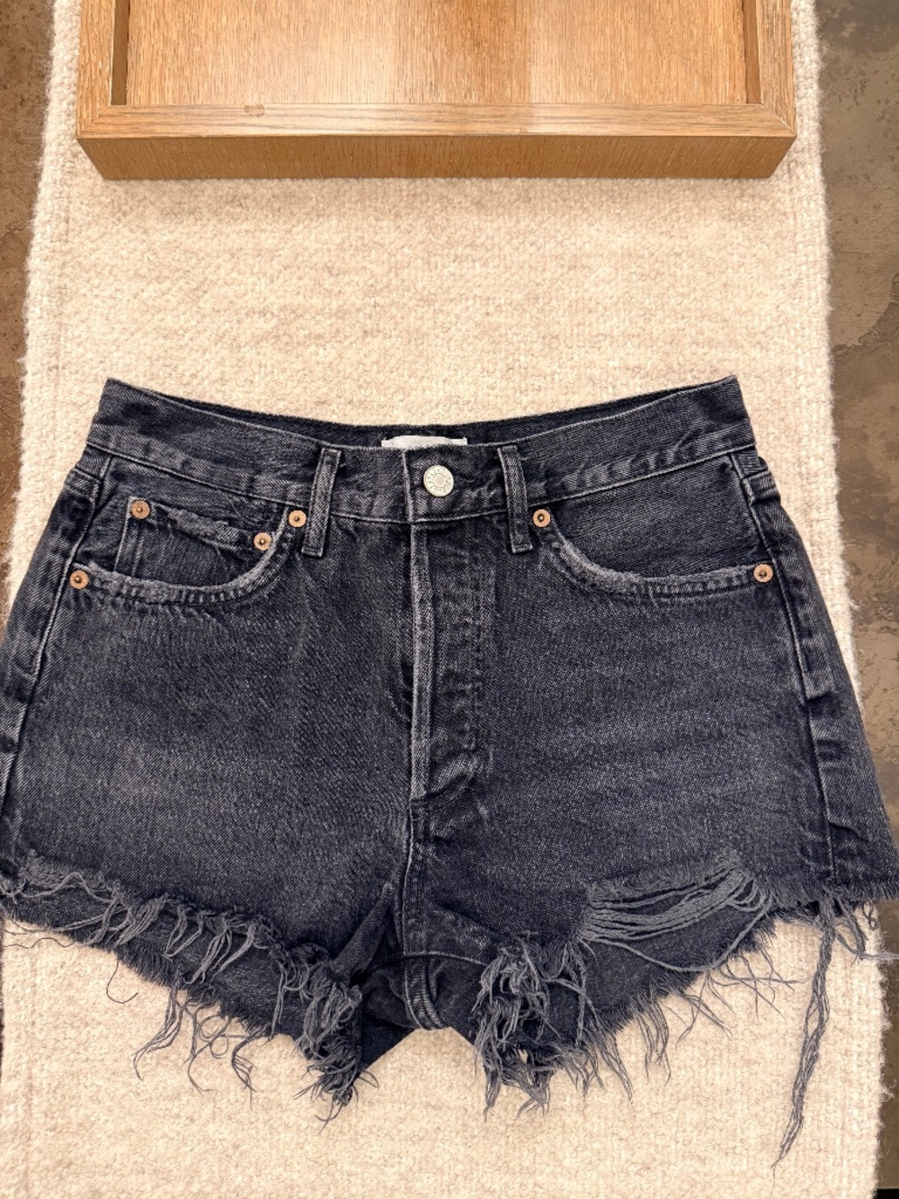 Agolde Parker Short - size 26